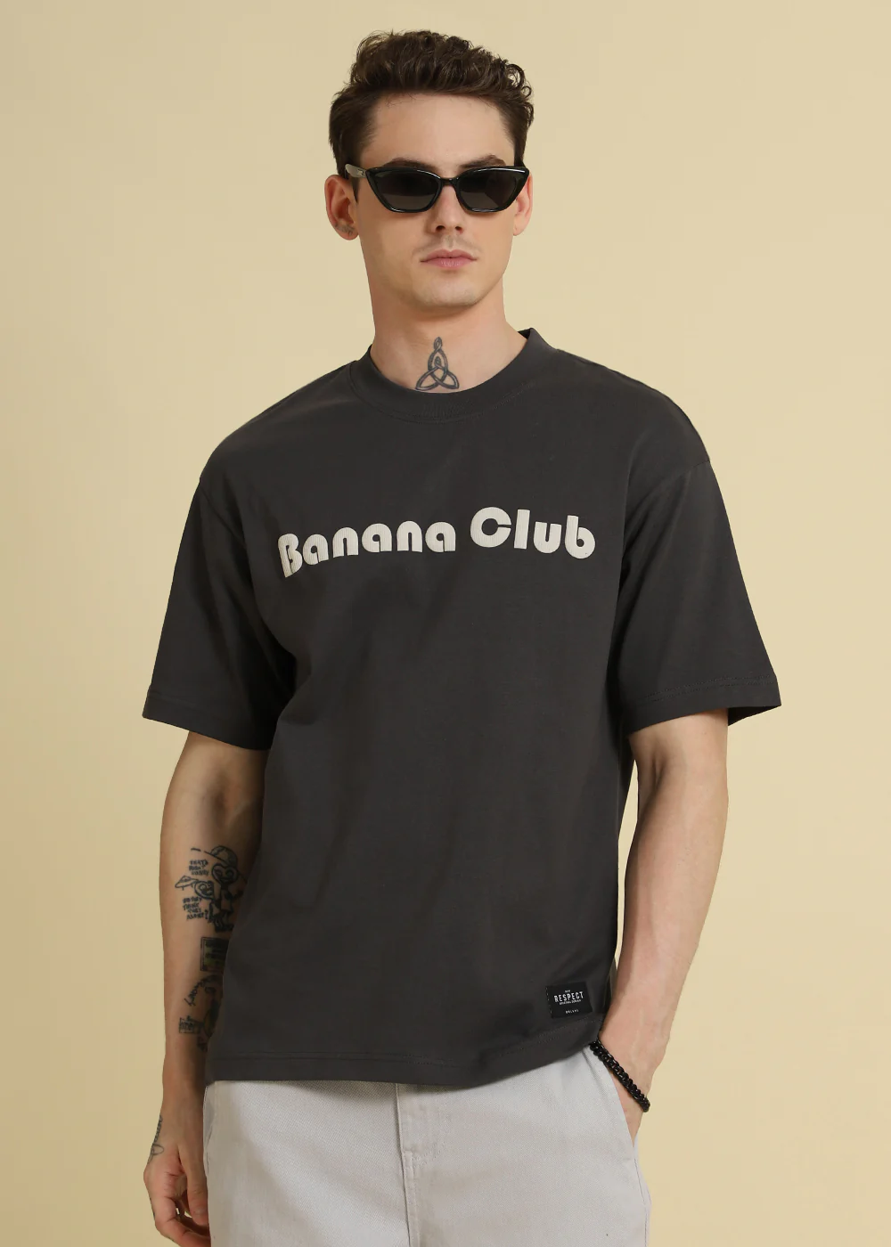 Banana Club Embossed Grey Plain Oversized Fit T-shirt - Image 3