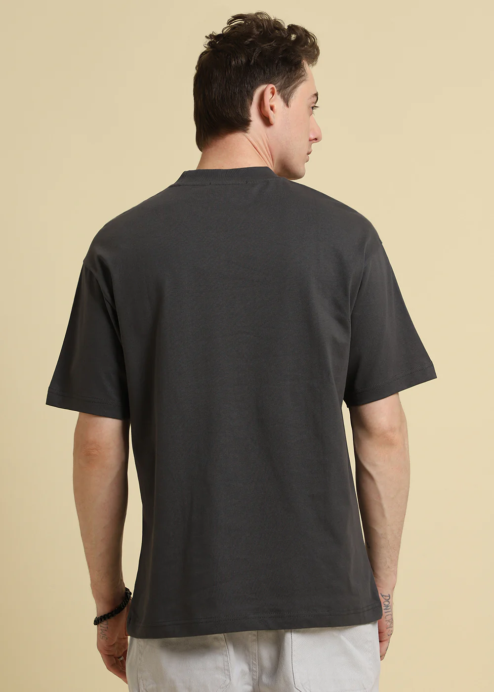Banana Club Embossed Grey Plain Oversized Fit T-shirt - Image 4
