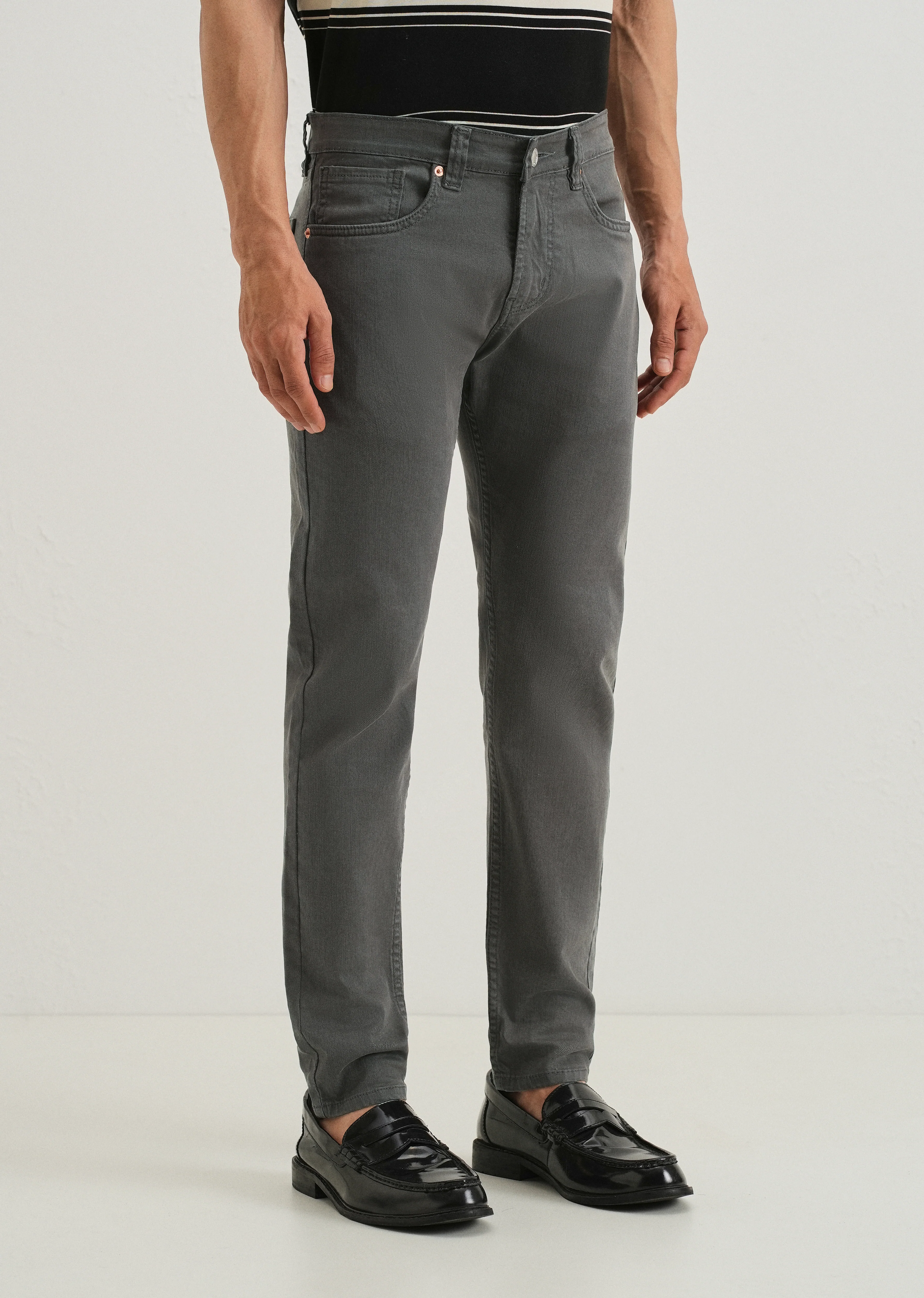 Graphite Slim fit Jeans - Image 4